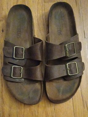 White Mountain Foot Beds Sandals Brown Size 11 Mens.